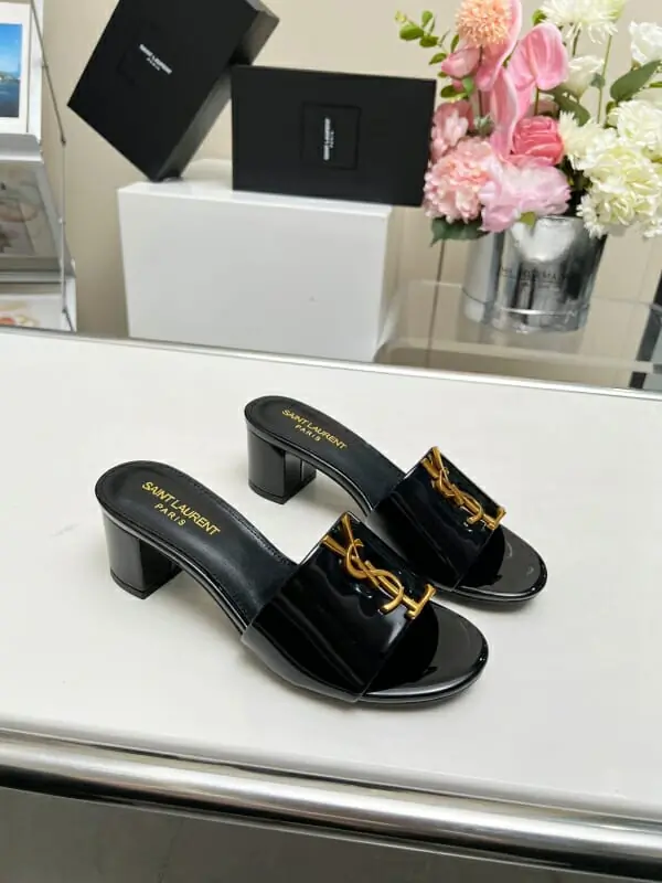 yves saint laurent ysl chaussons pour femme s_12111012